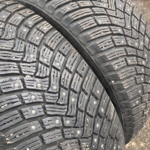 Continental IceContact 3 235/55R19 105T