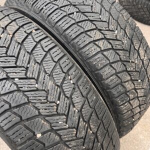 Michelin X-Ice Snow 225/60R18 100H