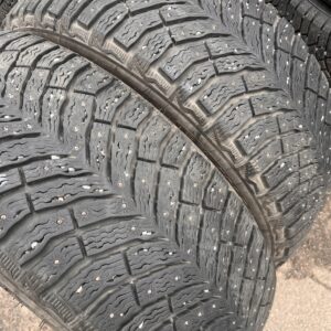 Michelin X-Ice North 4 SUV 235/55R18 104T