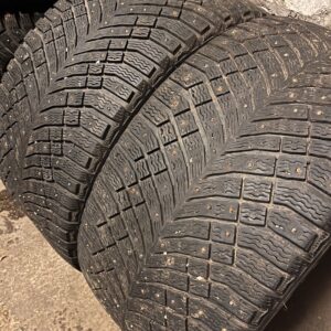 Michelin X-Ice North 4 305/35R21 109T