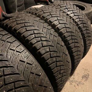Michelin X-Ice North 4 215/65R17 103T