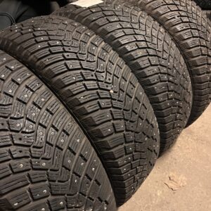 Continental IceContact 3 215/65R17 103T
