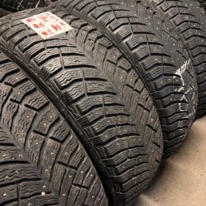 Michelin X-Ice North 4 215/65R17 103T