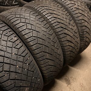 Continental VikingContact 7 215/65R17 103T