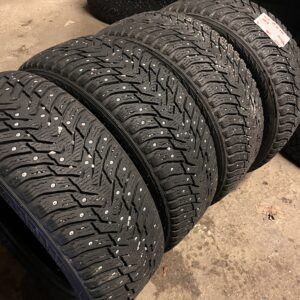 Nokian Hakkapeliitta 8 205/55R16 94T