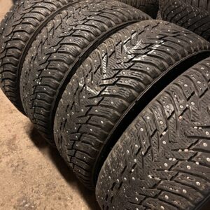Nokian Hakkapeliitta 8 205/55R16 94T