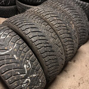 Michelin X-Ice North 4 205/60R16 96T