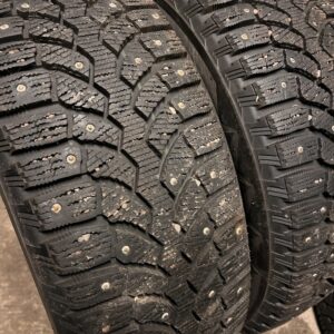 Bridgestone Blizzak Spike01 205/60R16 96T