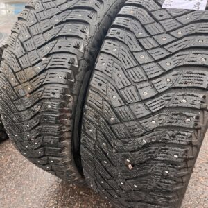 Goodyear UltraGrip Arctic 2 235/55R17 103T