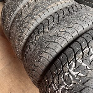 Nokian Hakkapeliitta C4 215/60R17C 109/107R