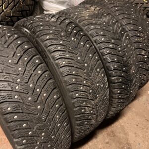 Nokian Hakkapeliitta 8 185/65R15 92T