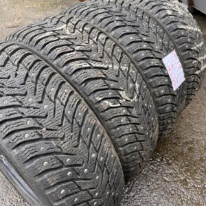 Nokian Hakkapeliitta 8 185/65R15 92T