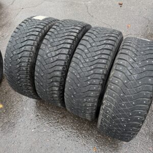 Goodyear Ultragrip Arctic 2 215/60R16 98T