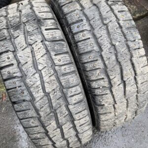 Michelin Agilis X-Ice North 215/65R16C 109/107R