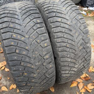 Michelin X-Ice North 4 235/55R18 104T