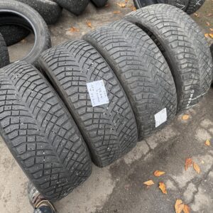Michelin X-Ice North 4 255/50R19 107T