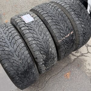 Nokian Hakkapeliitta C4 215/60R16C 109/107R