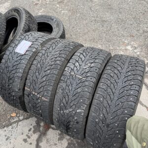Nokian Hakkapeliitta C4 215/60R16C 109/107R