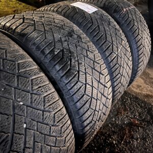 Continental VikingContact 7 225/50R17 98T