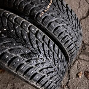 Nokian Hakkapeliitta 9 195/65R15 95T