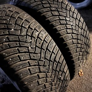 Continental IceContact 3 235/55R19 105T