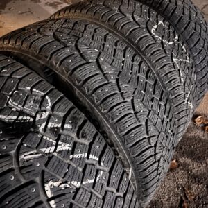 Continental IceContact 2 235/60R18 107T