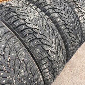 Nokian Hakkapeliitta 9 205/60R16 96T