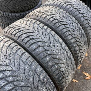Nokian Hakkapeliitta 9 205/60R16 96T