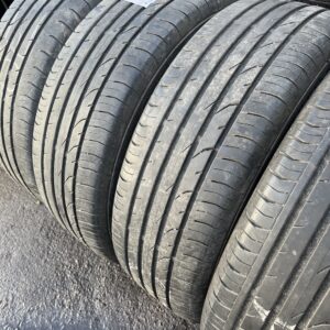 Continental ContiPremiumContact 2  215/55R18 95H.