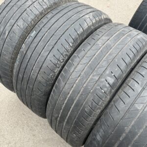 Bridgestone Alenza 001 225/65R17 102H