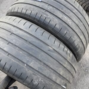 Nokian Hakka Black 3 245/45R18 100Y