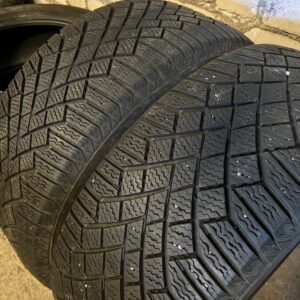 Continental VikingContact 7 235/55R17 103T