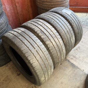Goodyear EfficientGrip Cargo 215/65R16C 109/107T