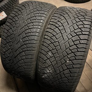 Nokian Hakkapeliitta R5 255/45R19 104T EV Silent