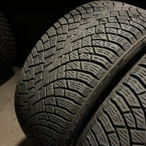 Nokian Hakkapeliitta R5 235/45R18 98T Silent