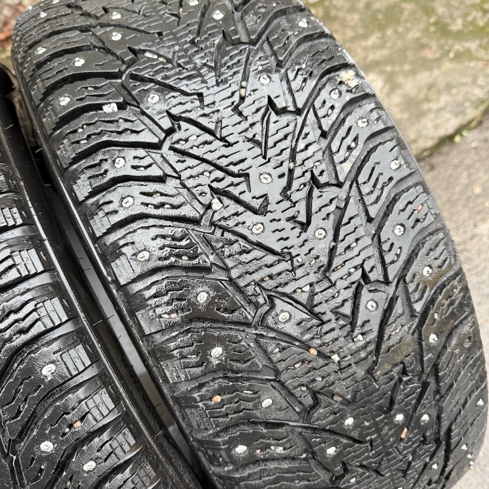 Bridgestone Noranza 001 215/60R16 99T - Image 2